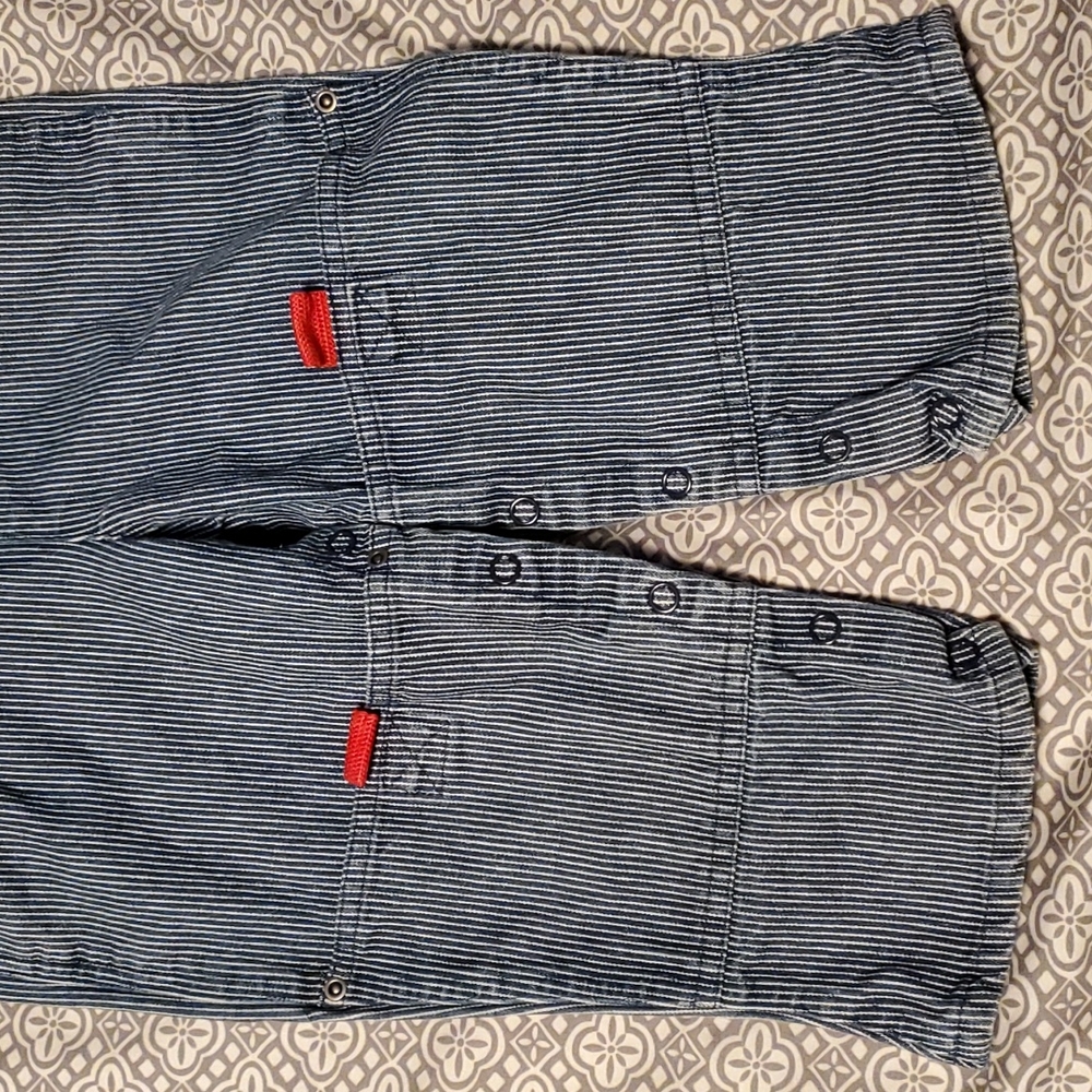 Thomas the Train Overalls 12M - Picture 3 of 4